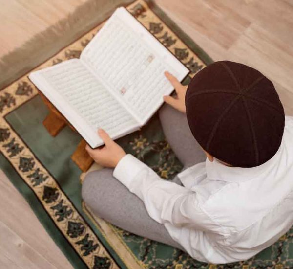 Kids learning Quran online with engaging storytelling methods